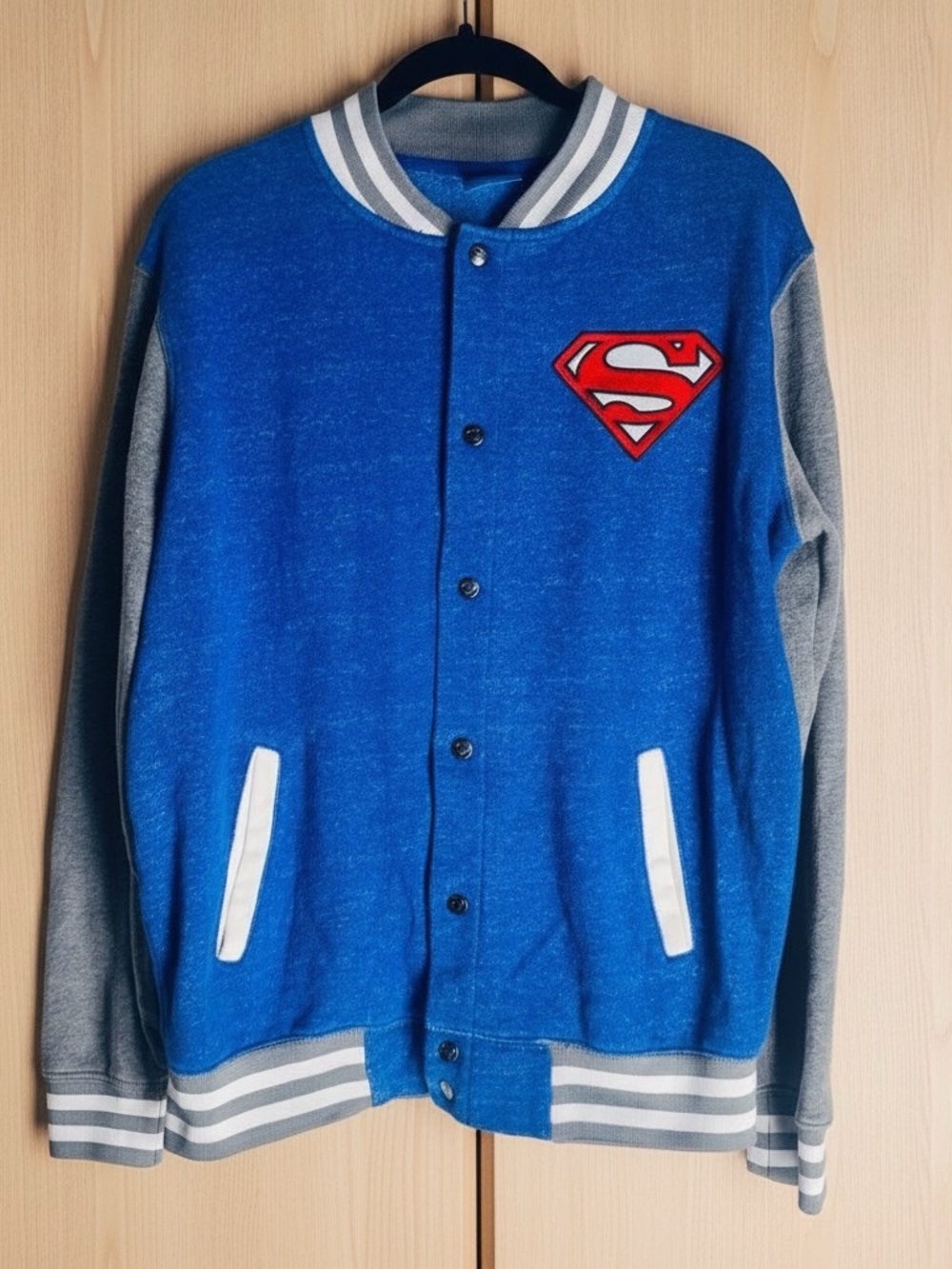 DC Comics Superman Varsity Letterman Jacket Blue Gray Snap Button Men's Small
